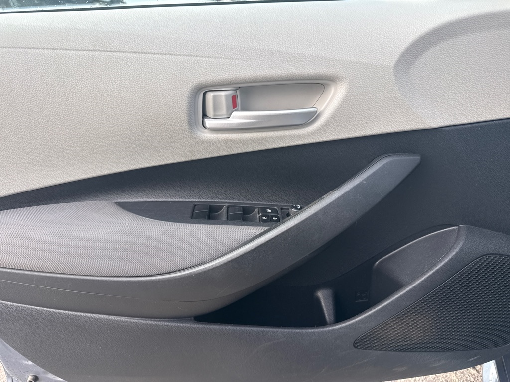 Toyota Corolla LE 2021