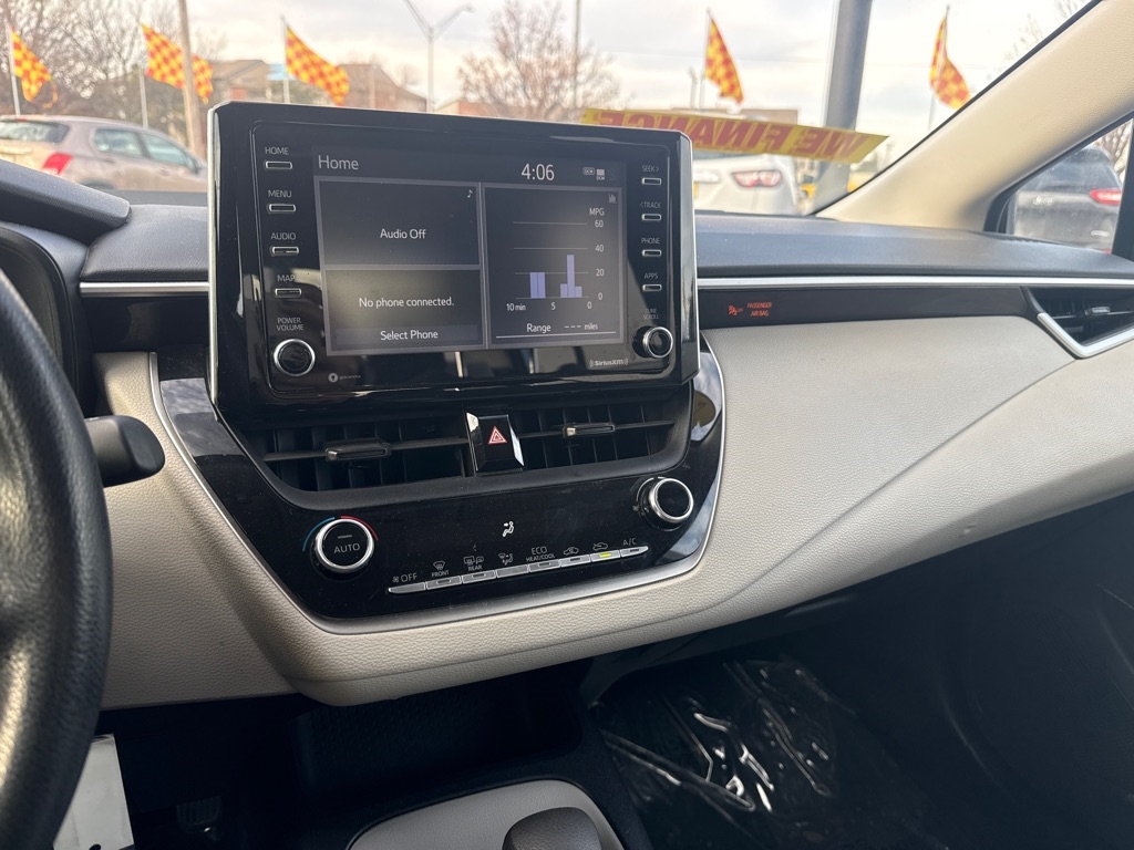 Toyota Corolla LE 2021