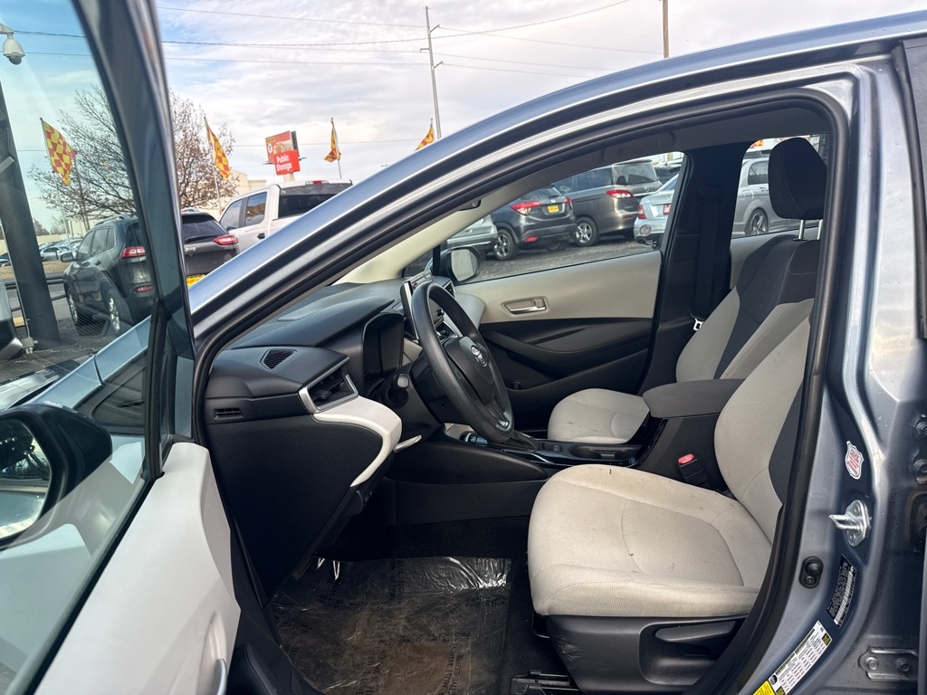 Toyota Corolla LE 2021