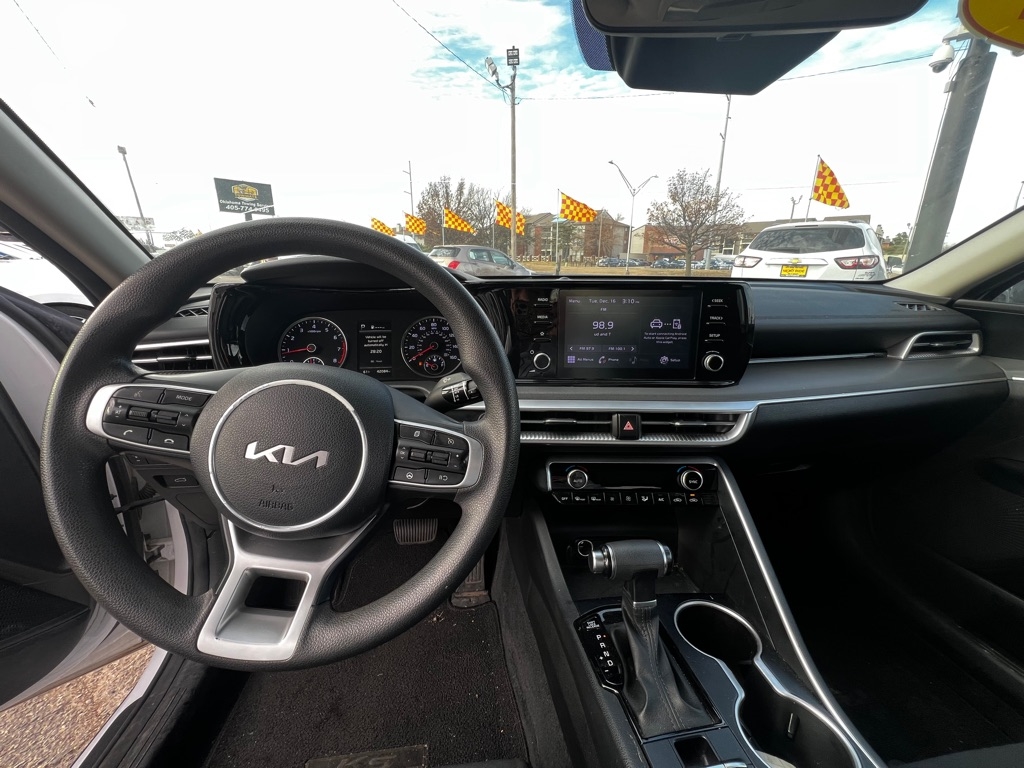 Kia K5 LXS 2022