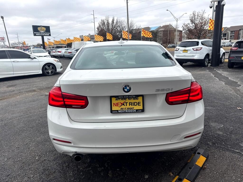 BMW 3-Series 320i Sedan 2018