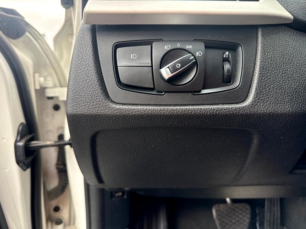 BMW 3-Series 320i Sedan 2018