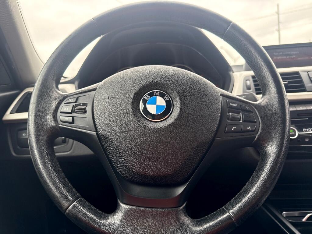 BMW 3-Series 320i Sedan 2018