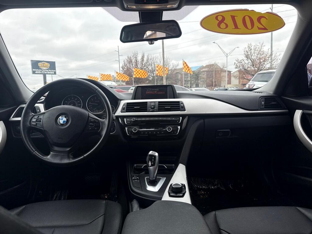 BMW 3-Series 320i Sedan 2018