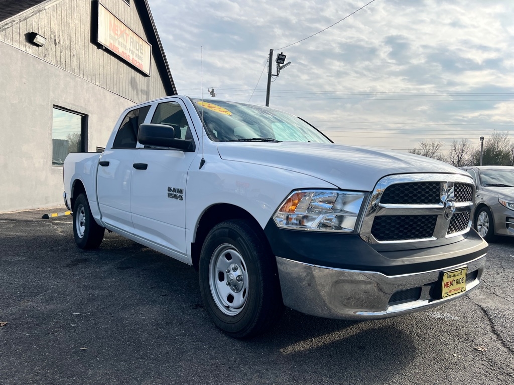 RAM 1500 Tradesman/Express Crew Cab SWB 2WD 2014