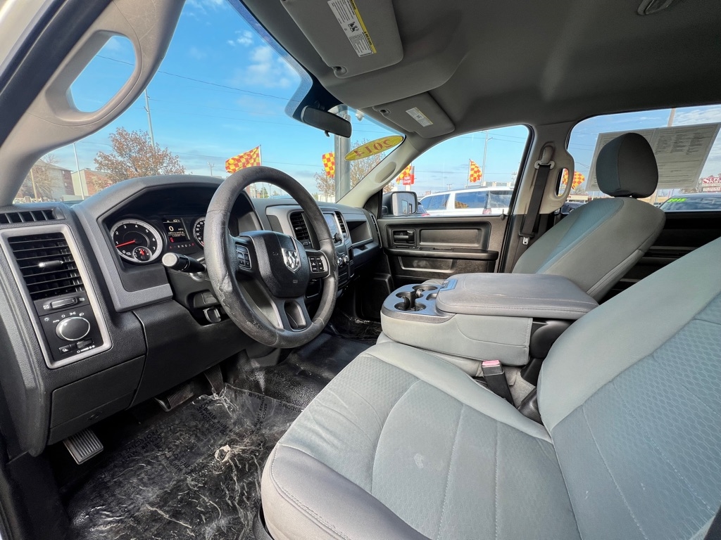 RAM 1500 Tradesman/Express Crew Cab SWB 2WD 2014