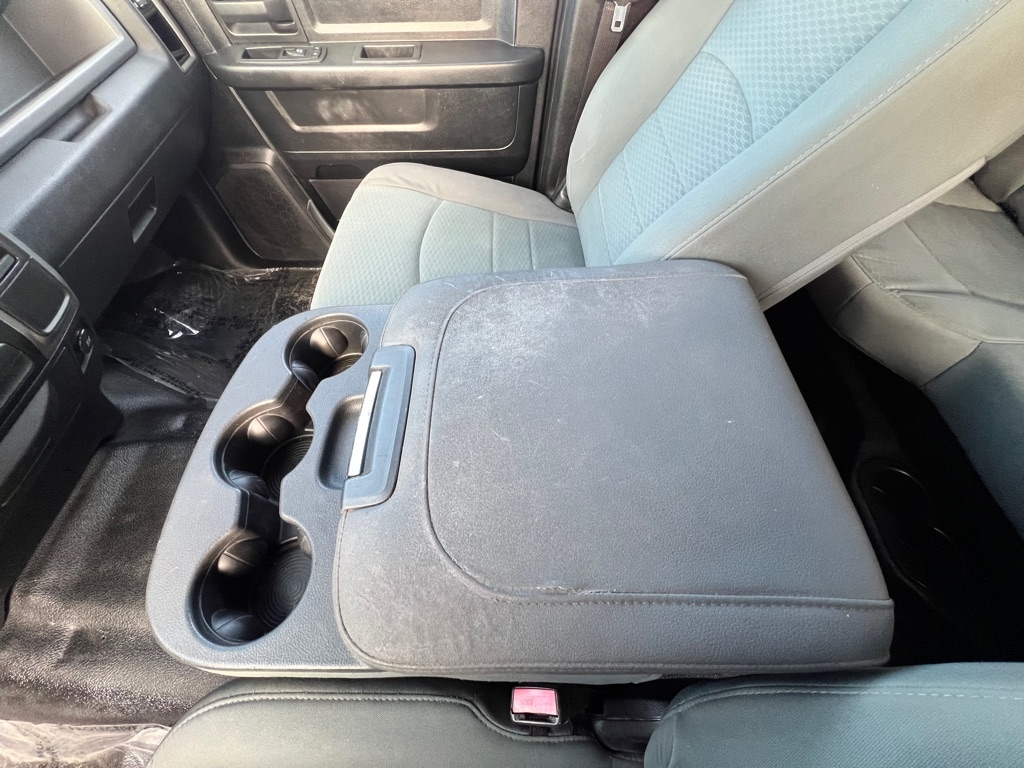 RAM 1500 Tradesman/Express Crew Cab SWB 2WD 2014