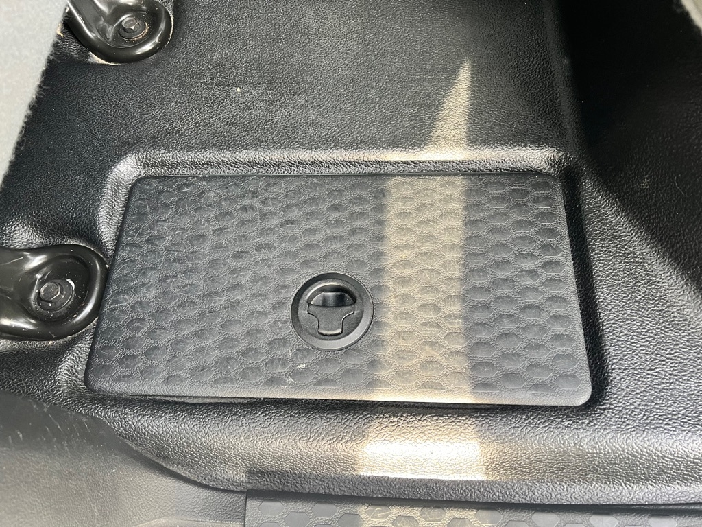 RAM 1500 Tradesman/Express Crew Cab SWB 2WD 2014