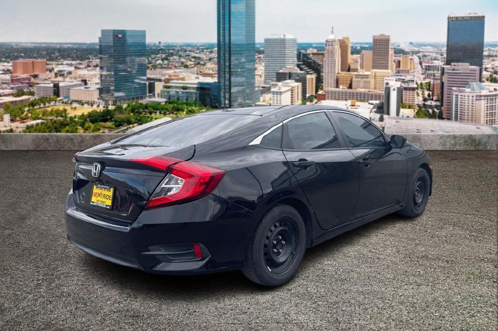 Honda Civic LX Sedan CVT 2017