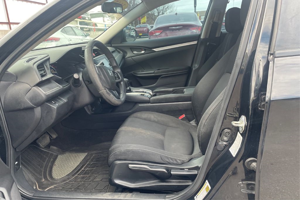 Honda Civic LX Sedan CVT 2017