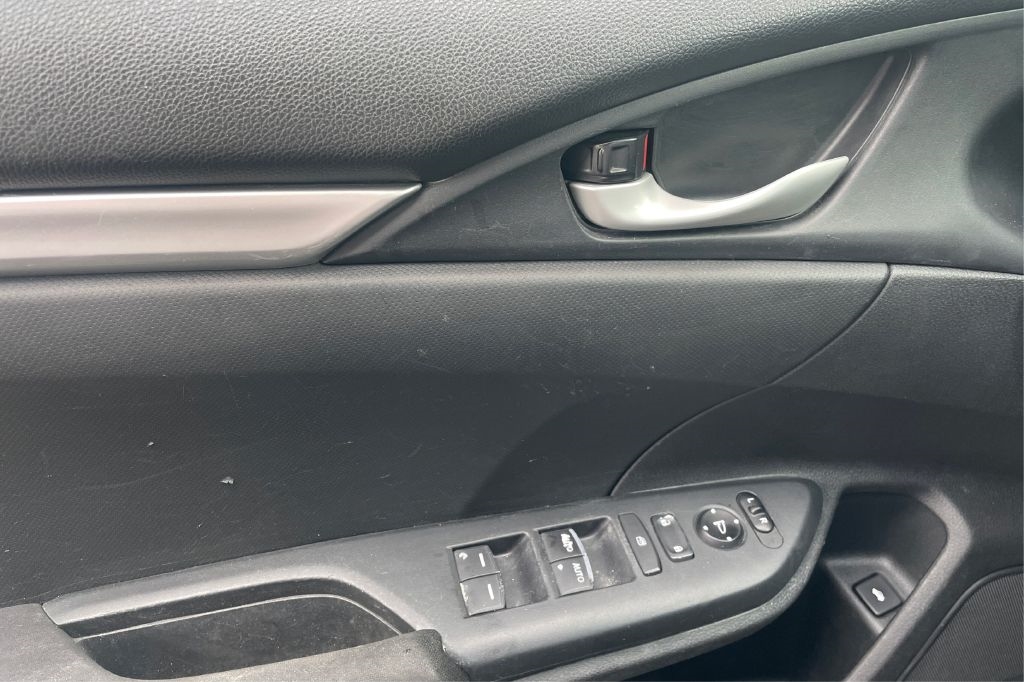 Honda Civic LX Sedan CVT 2017