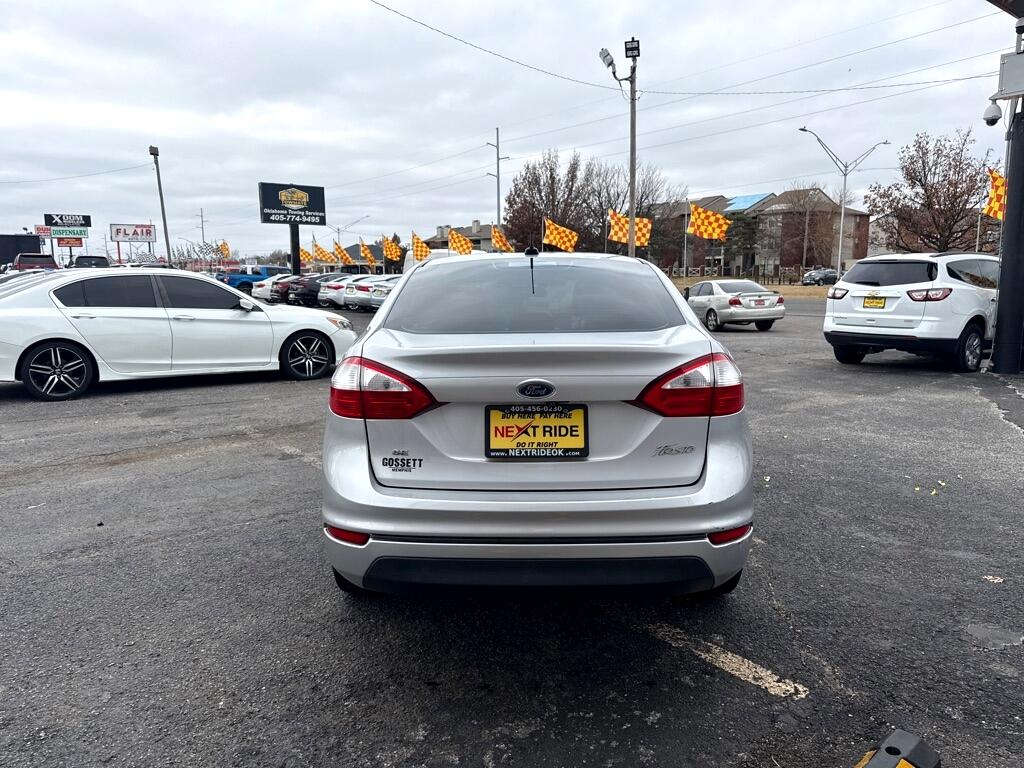 Ford Fiesta SE Sedan 2018