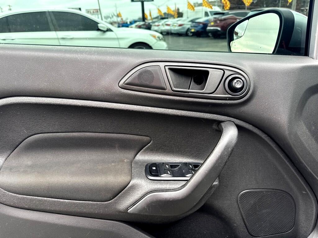 Ford Fiesta SE Sedan 2018