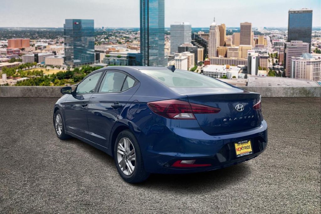 Hyundai Elantra Limited 2019