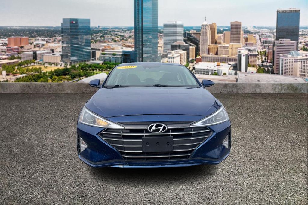 Hyundai Elantra Limited 2019