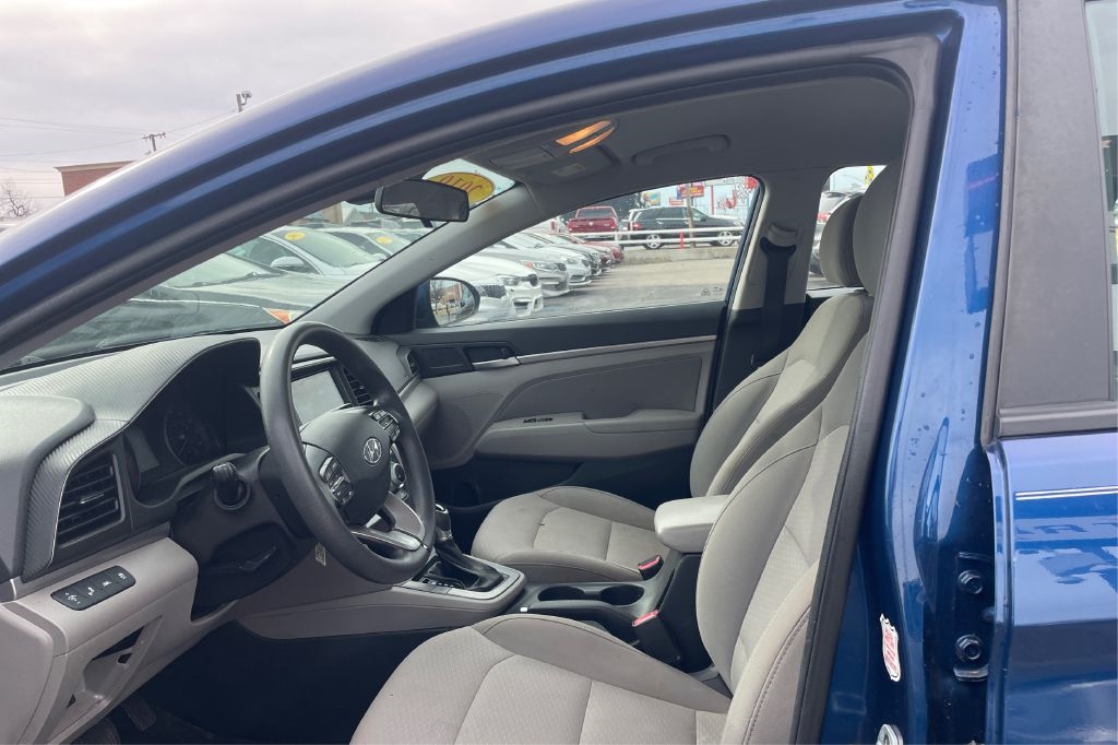 Hyundai Elantra Limited 2019