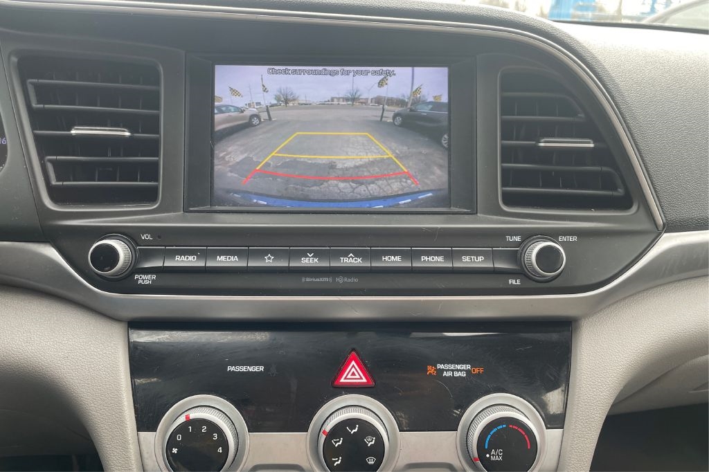 Hyundai Elantra Limited 2019