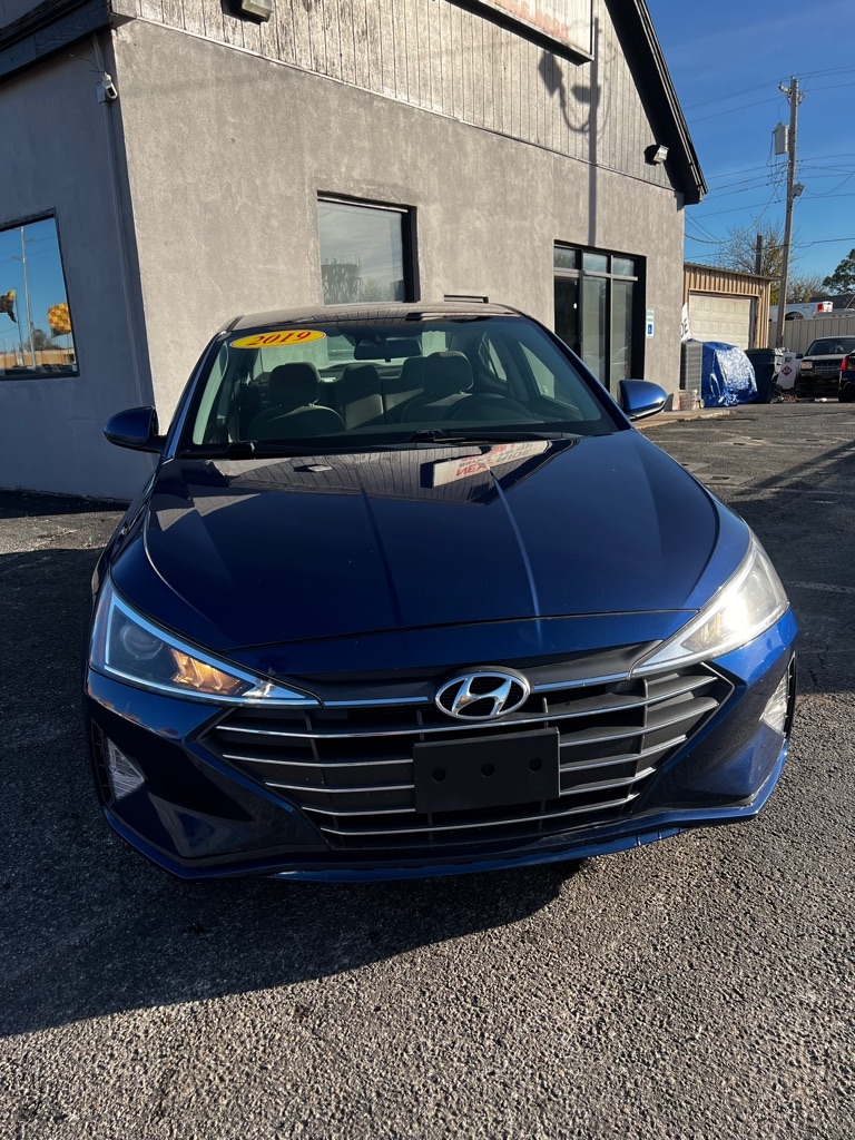 Hyundai Elantra Limited 2019
