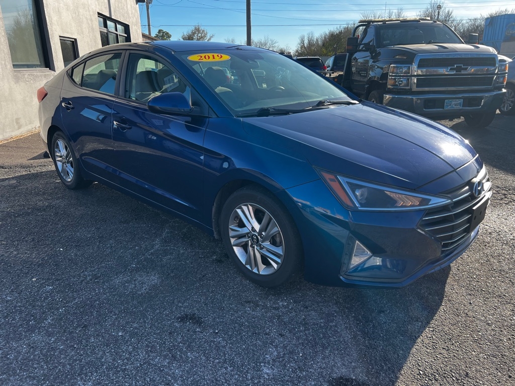 Hyundai Elantra Limited 2019