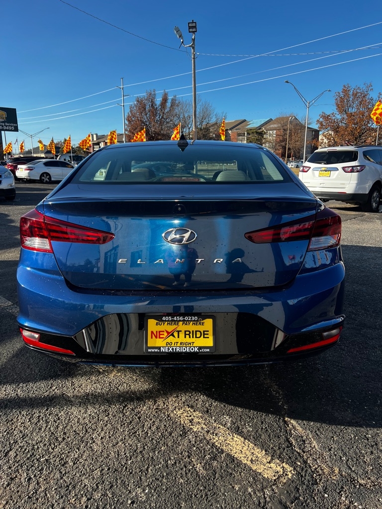 Hyundai Elantra Limited 2019