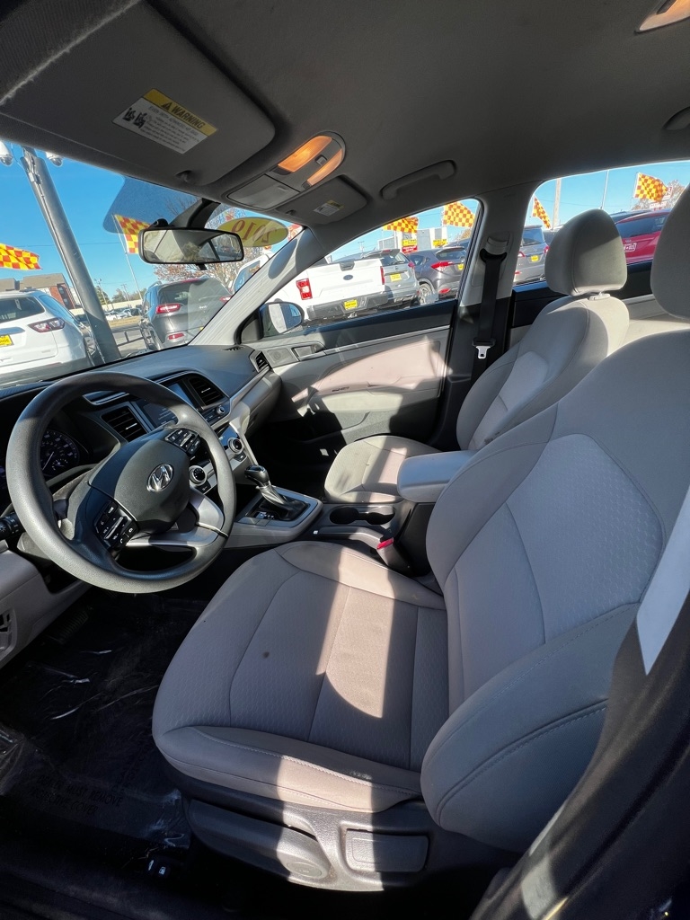 Hyundai Elantra Limited 2019