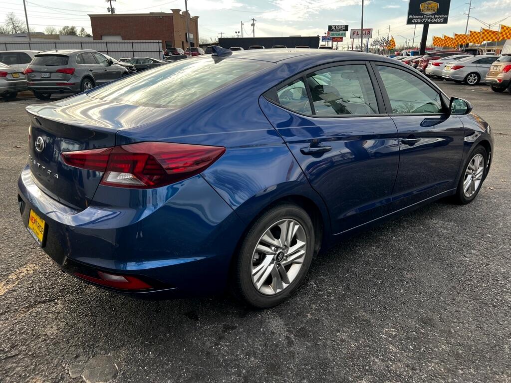 Hyundai Elantra Limited 2019
