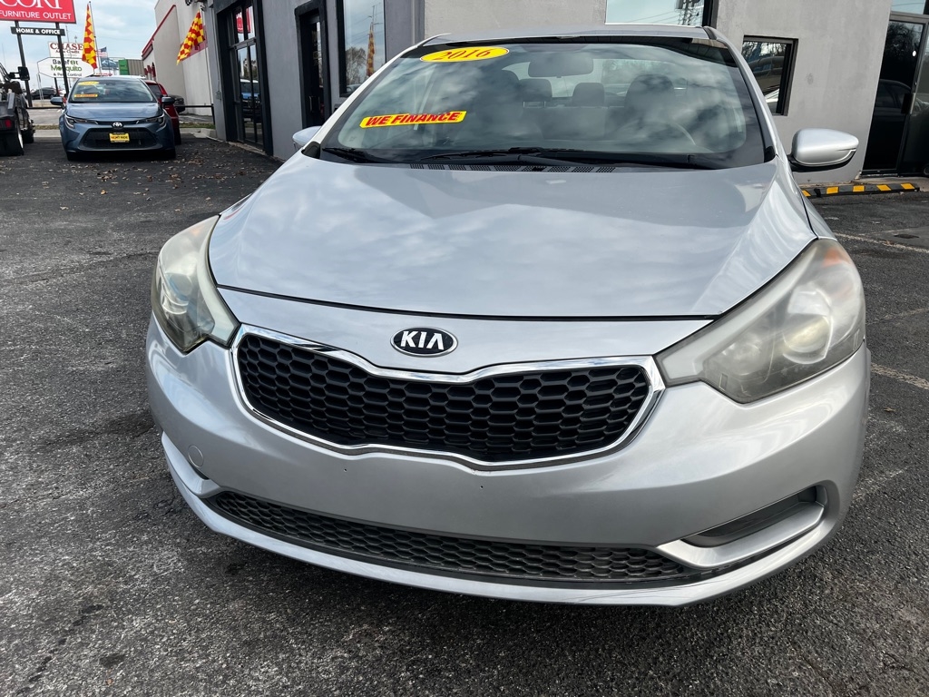Kia Forte LX w/Popular Package 2016