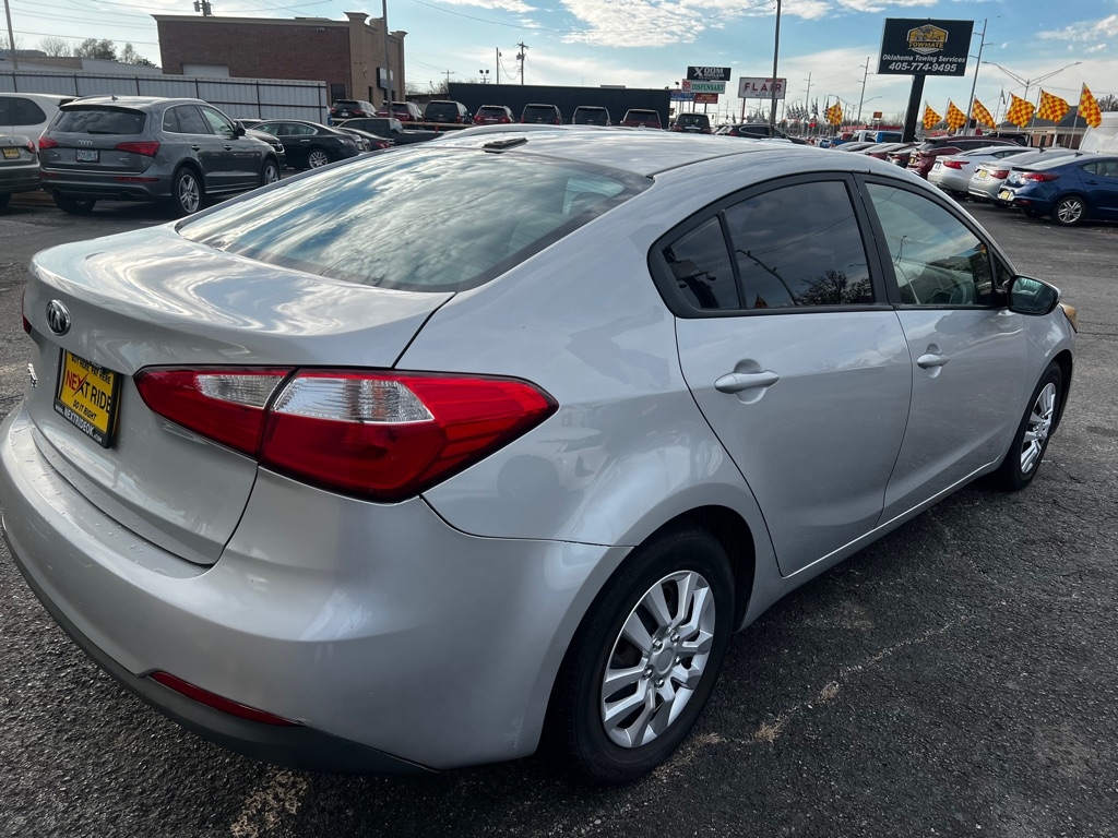 Kia Forte LX w/Popular Package 2016