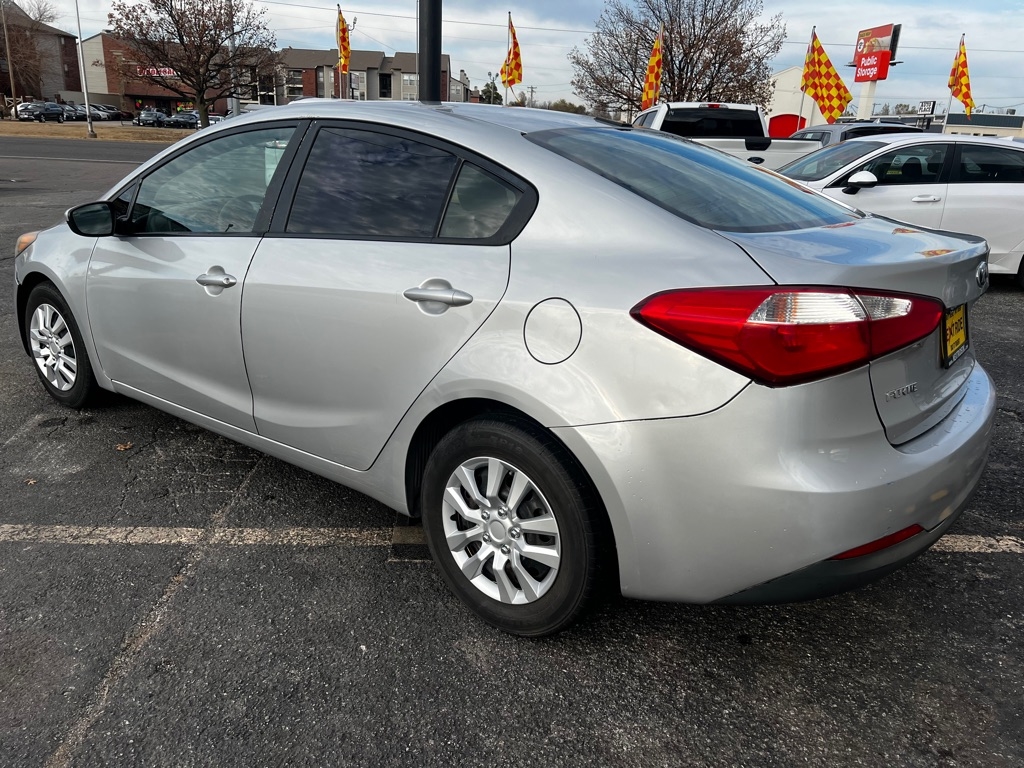 Kia Forte LX w/Popular Package 2016