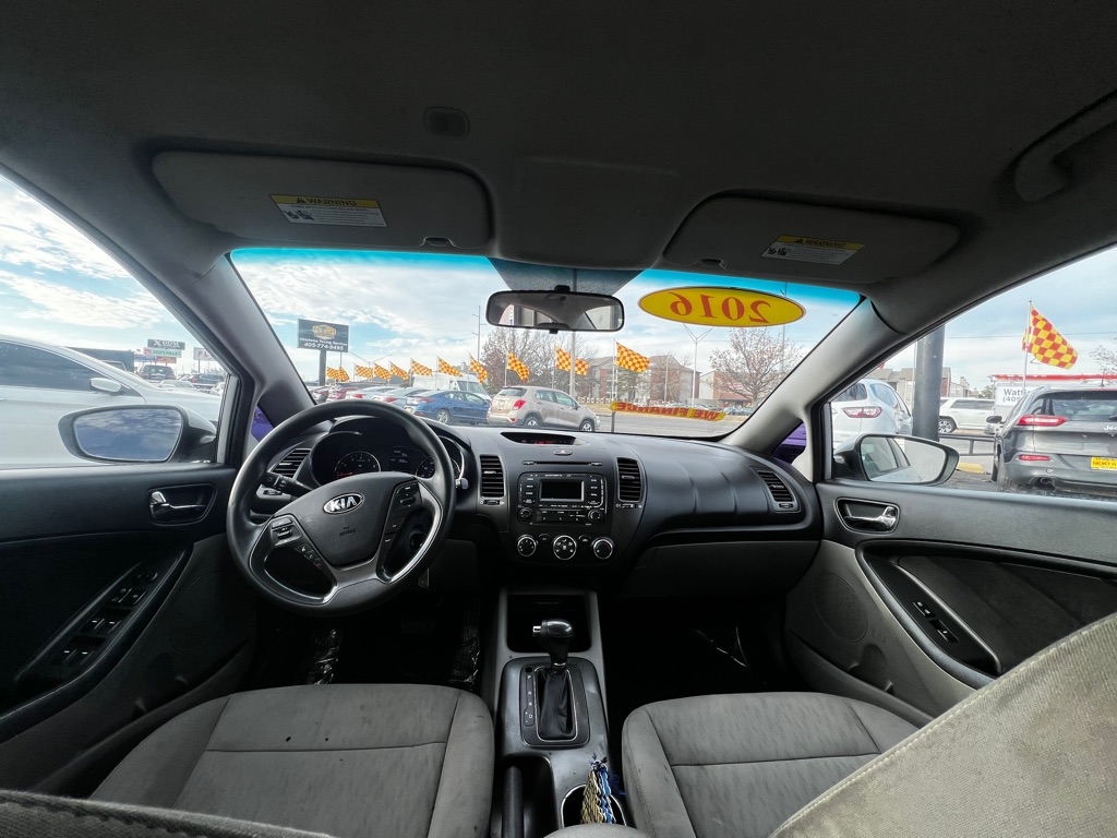 Kia Forte LX w/Popular Package 2016