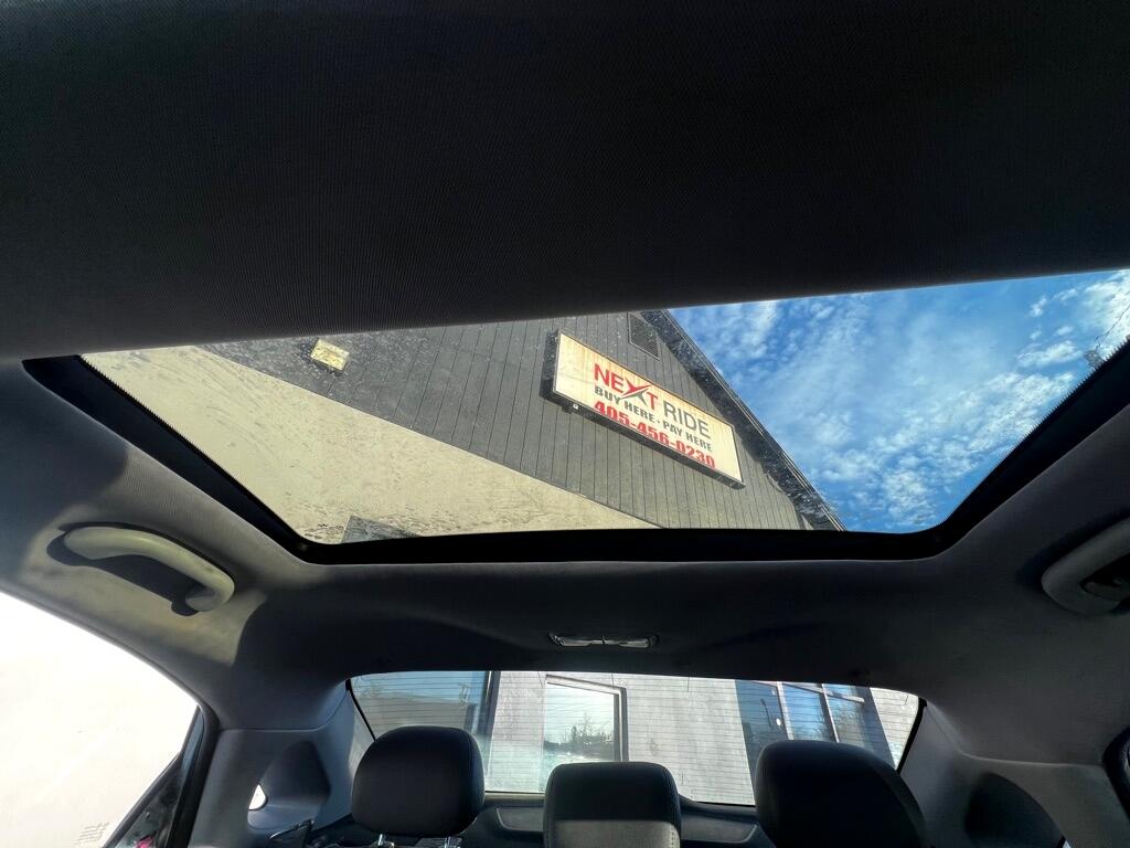 Hyundai Sonata SE Auto 2012