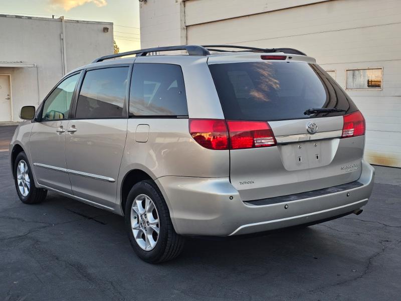 Toyota Sienna  2005 Toyota Sienna  2005