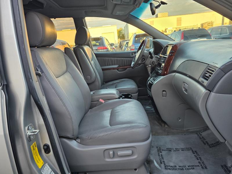 Toyota Sienna  2005 Toyota Sienna  2005