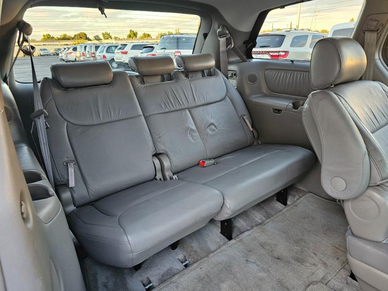 Toyota Sienna  2005 Toyota Sienna  2005