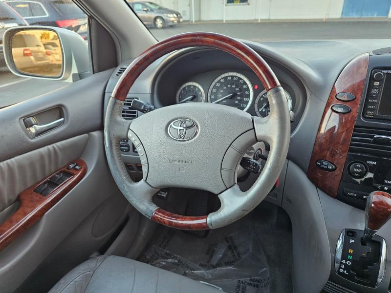 Toyota Sienna  2005 Toyota Sienna  2005