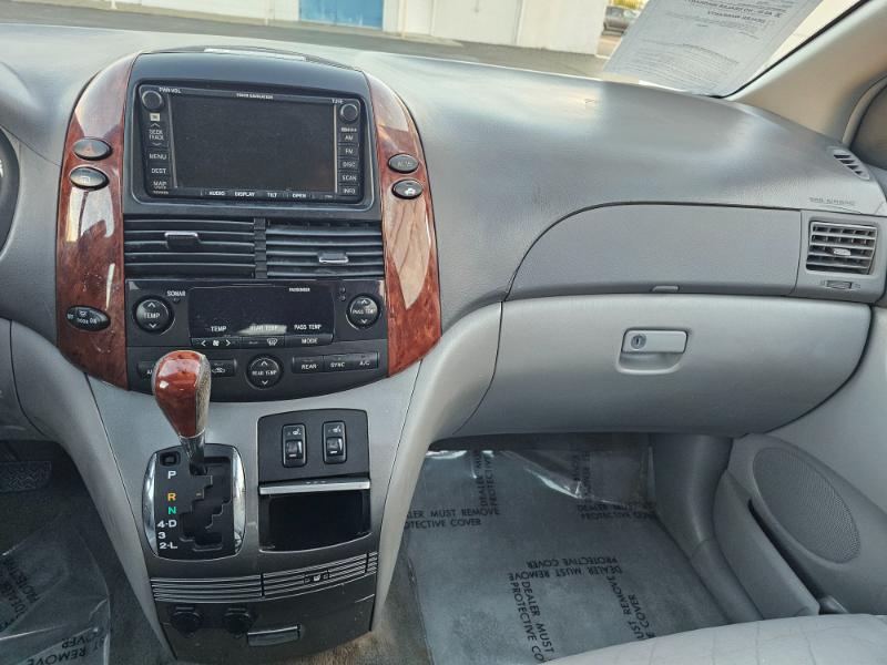 Toyota Sienna  2005 Toyota Sienna  2005