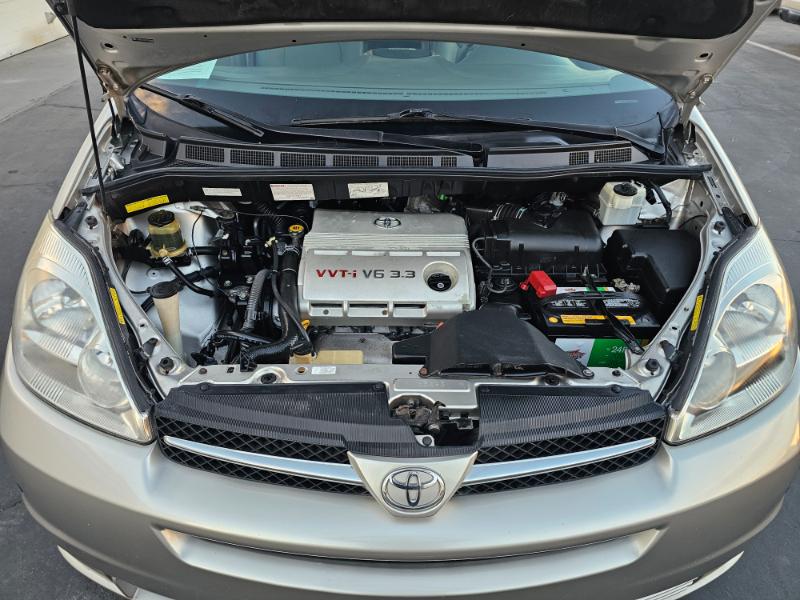 Toyota Sienna  2005 Toyota Sienna  2005