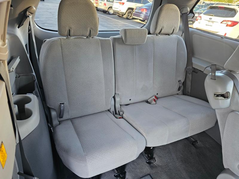 Toyota Sienna  2012 Toyota Sienna  2012