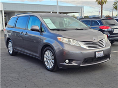 2011 Toyota Sienna  2011 Toyota Sienna