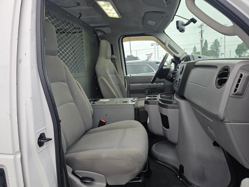 Ford Econoline  2012