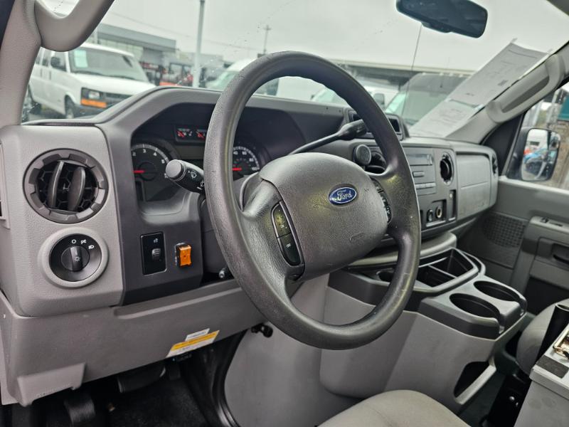 Ford Econoline  2012