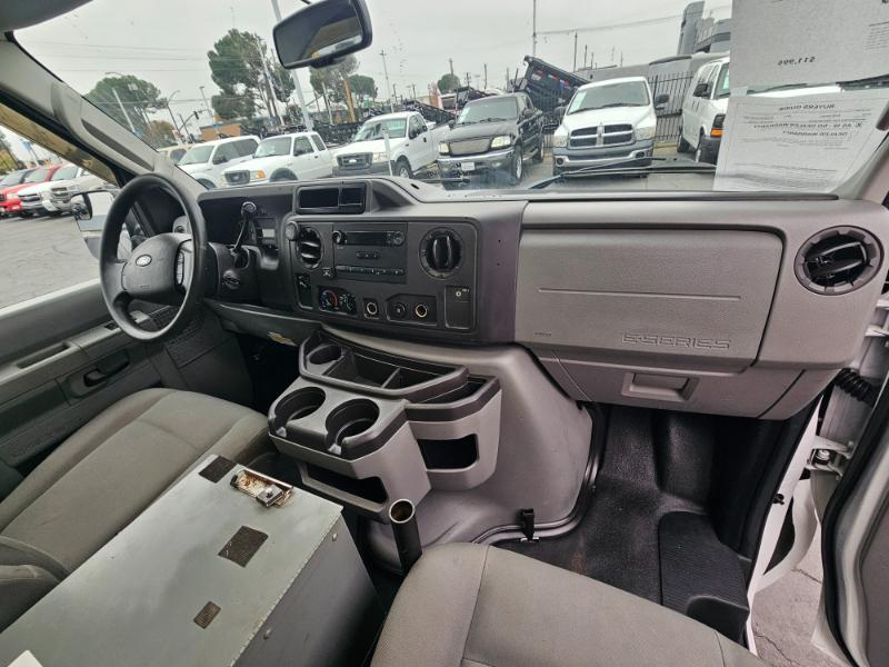 Ford Econoline  2012