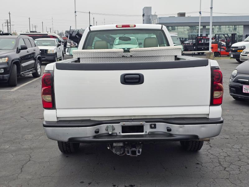 Chevrolet Silverado 1500  2004