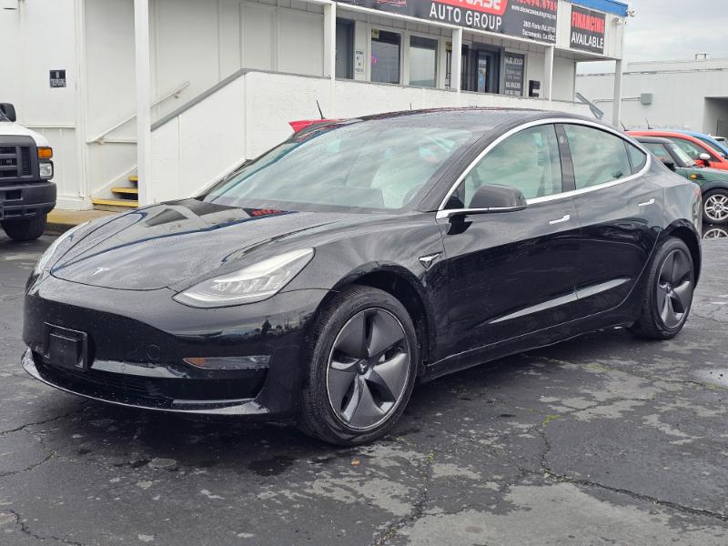 Tesla Model 3  2019