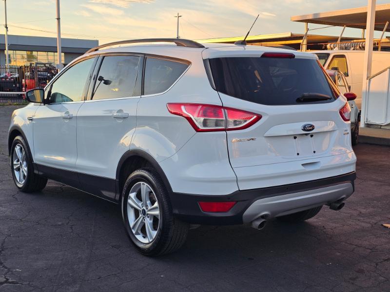 Ford Escape  2015