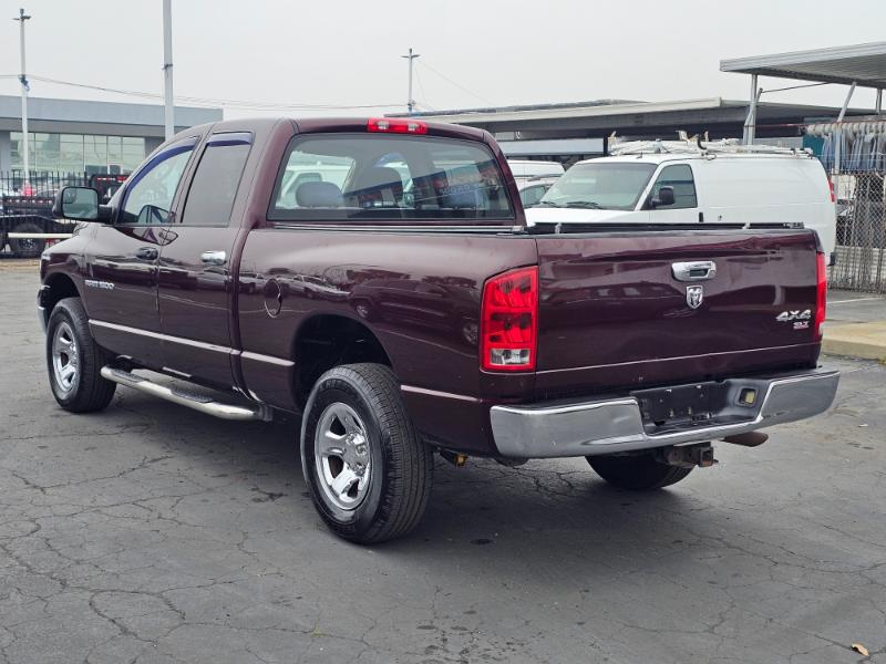 Dodge Ram 1500 ST Quad Cab Short Bed 4WD 2005