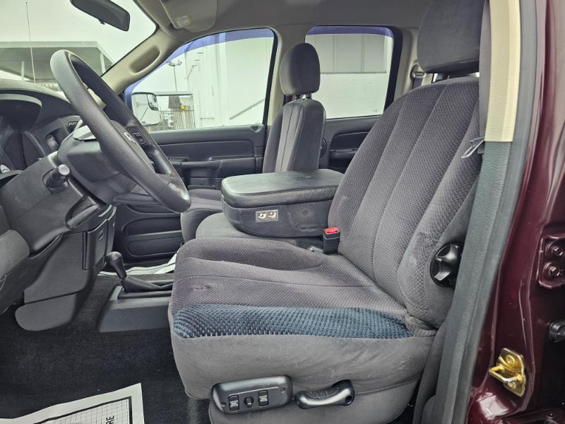 Dodge Ram 1500 ST Quad Cab Short Bed 4WD 2005