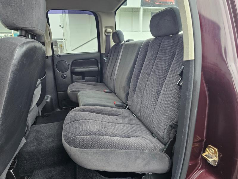 Dodge Ram 1500 ST Quad Cab Short Bed 4WD 2005