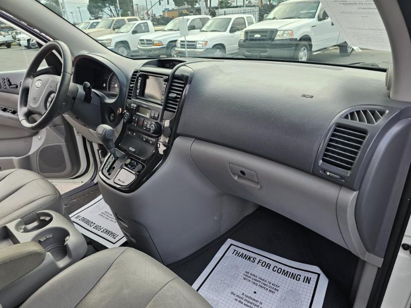Kia Sedona EX LWB 2012