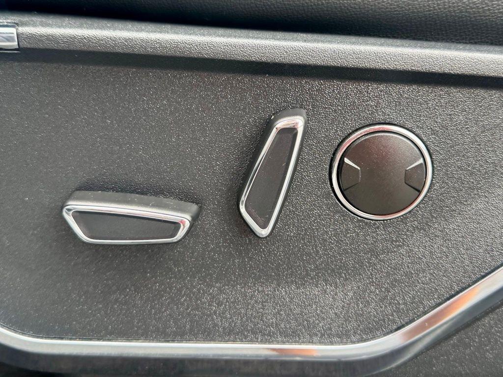 Ford F-150 SuperCrew 139" Lariat 4WD 2021